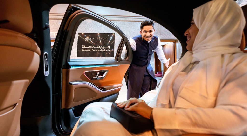 Makkah to Madinah Taxi Booking Guide (2025 Updated Prices & Best Routes) online taxi booking in saudi arabia